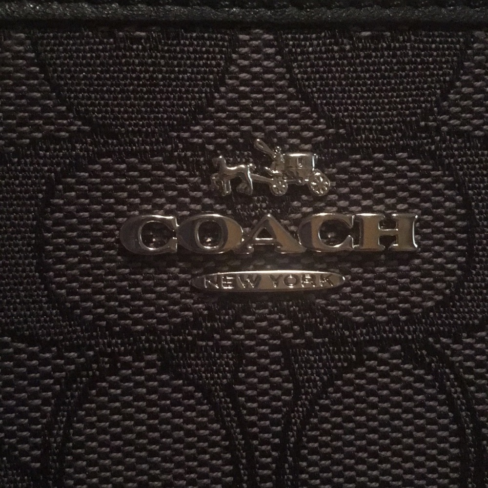 Coach wallet - Picture 2 of 2